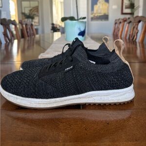 True Linkswear All Day Knit 2